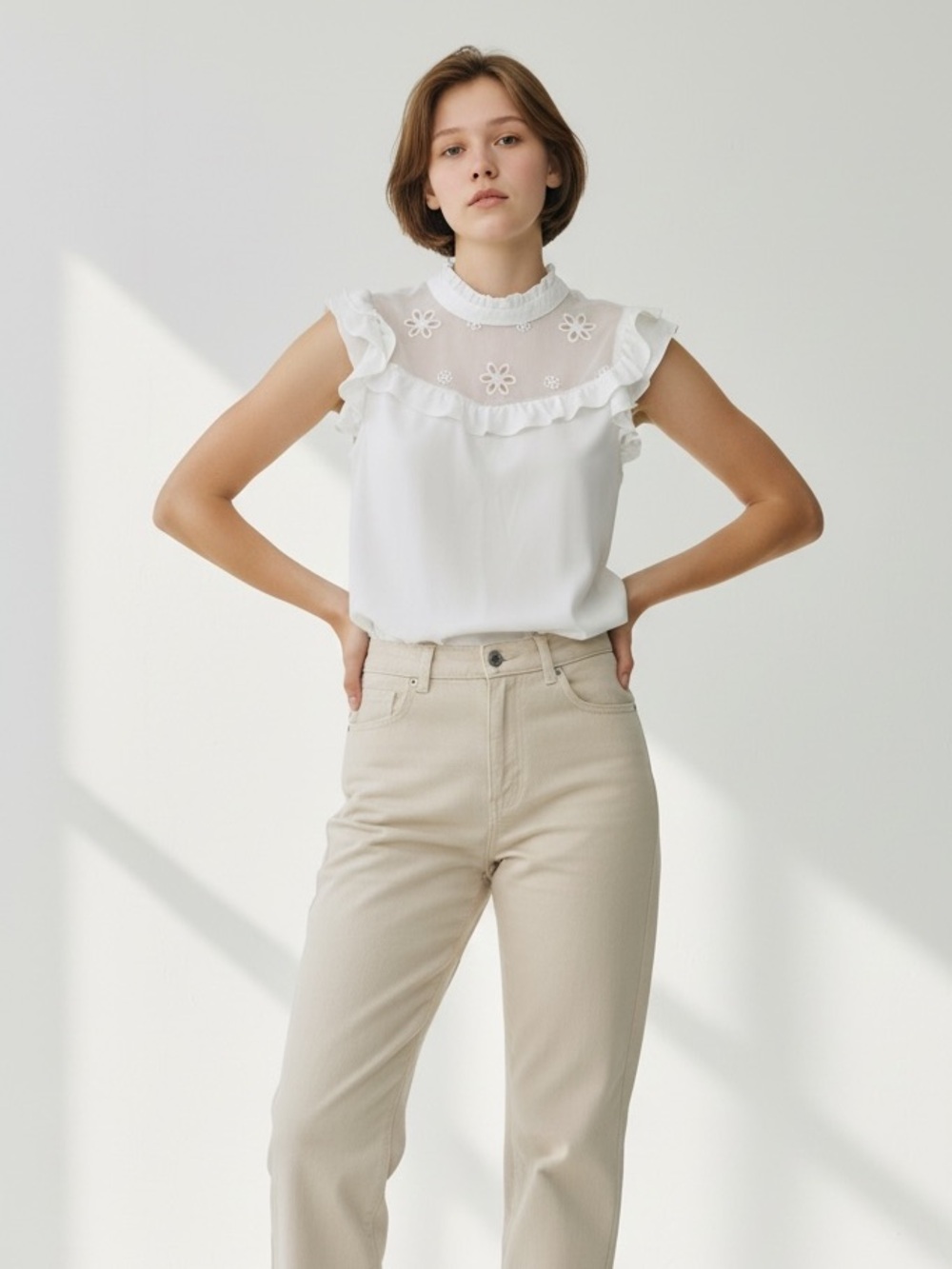 CeCe White Embroidered Ruffle Mock Neck Blouse Size Medium